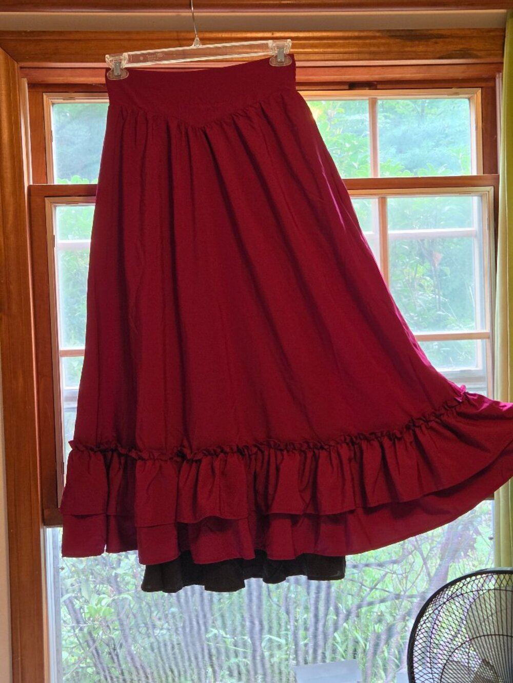 Women's Ruffled Hem Maxi Skirt - DEEP BURGUNDY W RUFFLED VICTORIAN STYLE M-L - Picture 5 of 10
